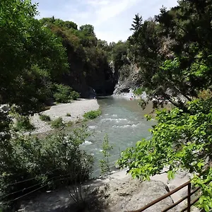 Antica Dimora Caruso Bed & Breakfast
