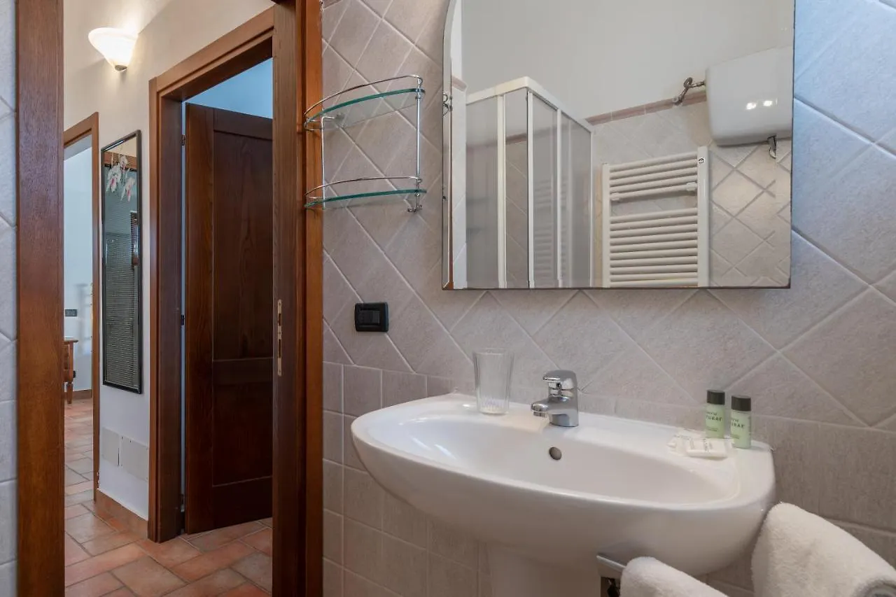 Aparthotel Le Rocche Di Valiano