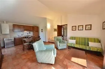 Aparthotel Le Rocche Di Valiano