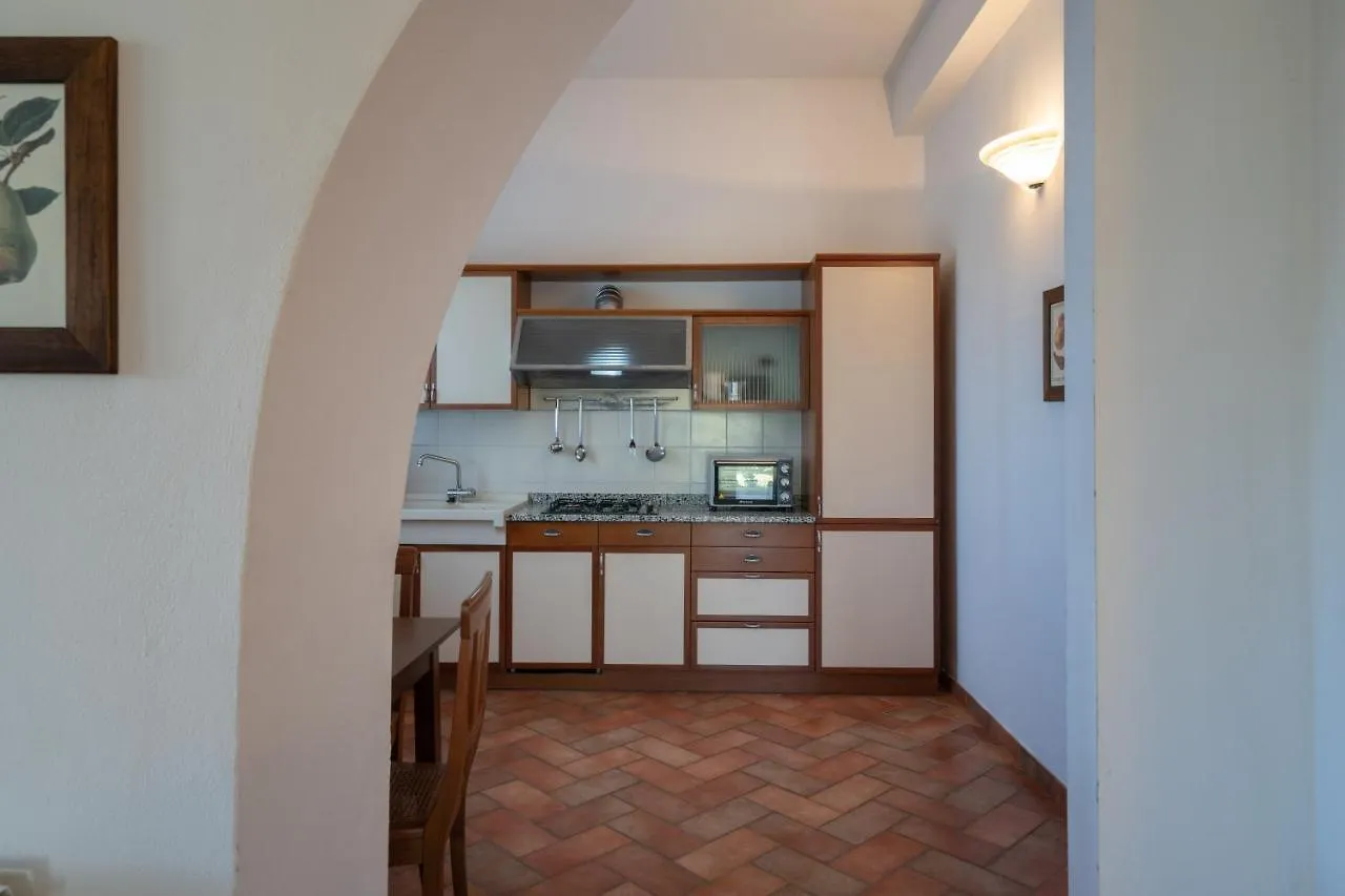 Aparthotel Le Rocche Di Valiano