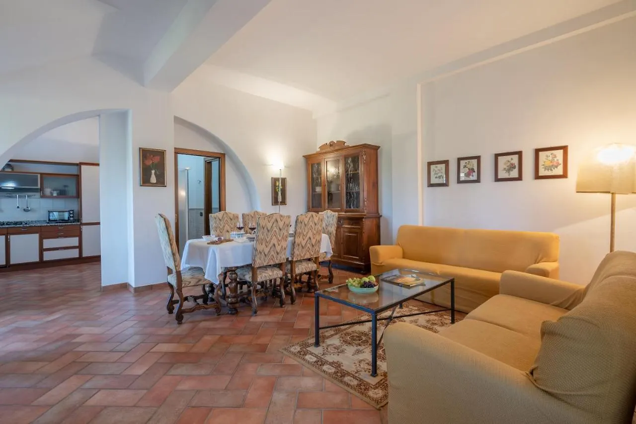 Aparthotel Le Rocche Di Valiano